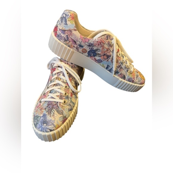 Romika Floral Platform Sneakers EU 40 (US 9-9.5) - With Original Box - Picture 2 of 9